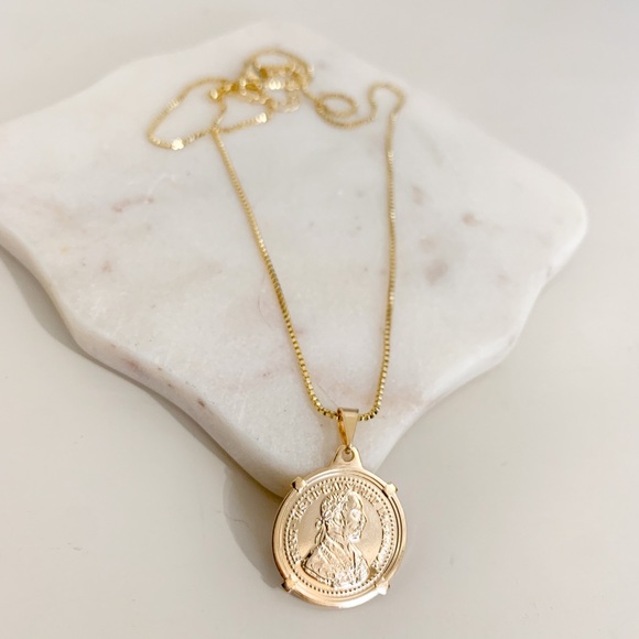 Gold Coin Necklace | 18k Gold Filled - Picture 3 of 8
